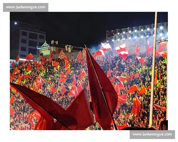 网红达人助阵村 BA 环江非遗打铁花燃爆夏夜