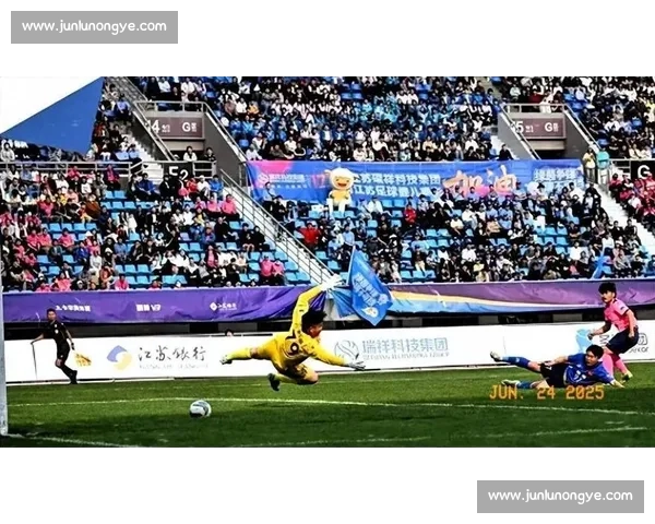 苏超现象级刷屏：4 万观众见证江苏足球新传奇