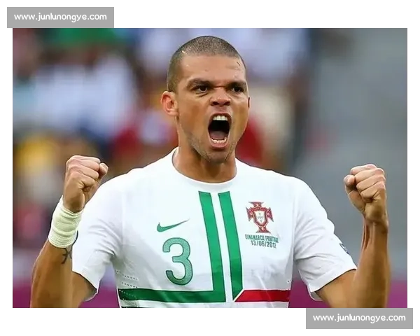 尤文 1250 万欧闪电截胡科斯塔！冬窗转会击退五强锁定未来防线核心