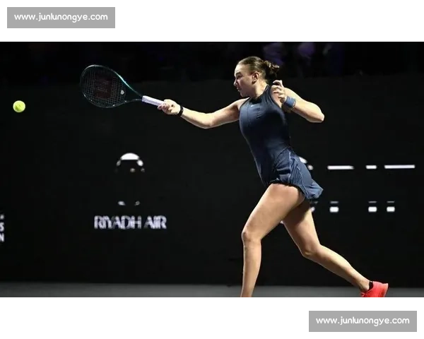 萨巴伦卡柏林站横扫马萨洛娃 草地赛季强势开启